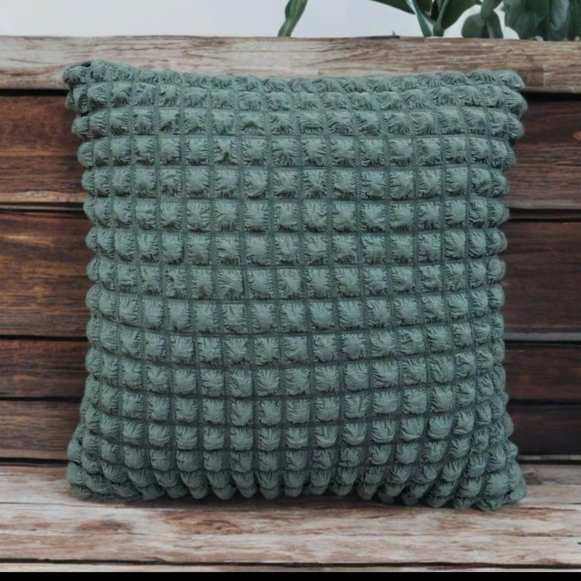 Vỏ gối vuông cạnh dài từ 30-45cm vải ô vuông