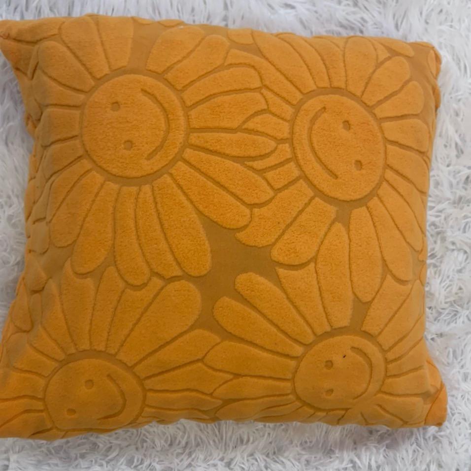 Vỏ gối có chất liệu nỉ nhung 45cm * 45cm
